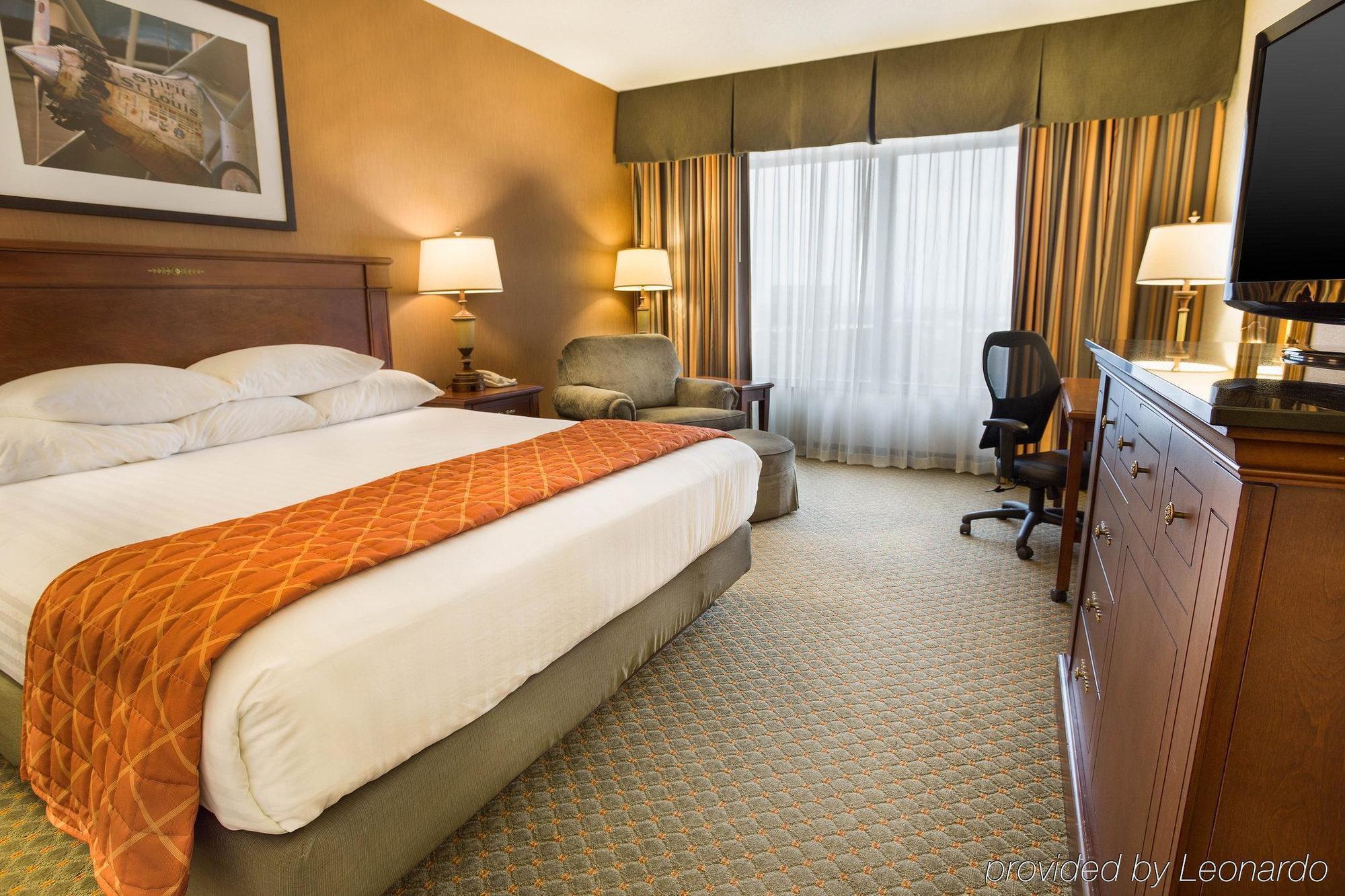 Drury Plaza Hotel St. Louis Chesterfield Exterior photo